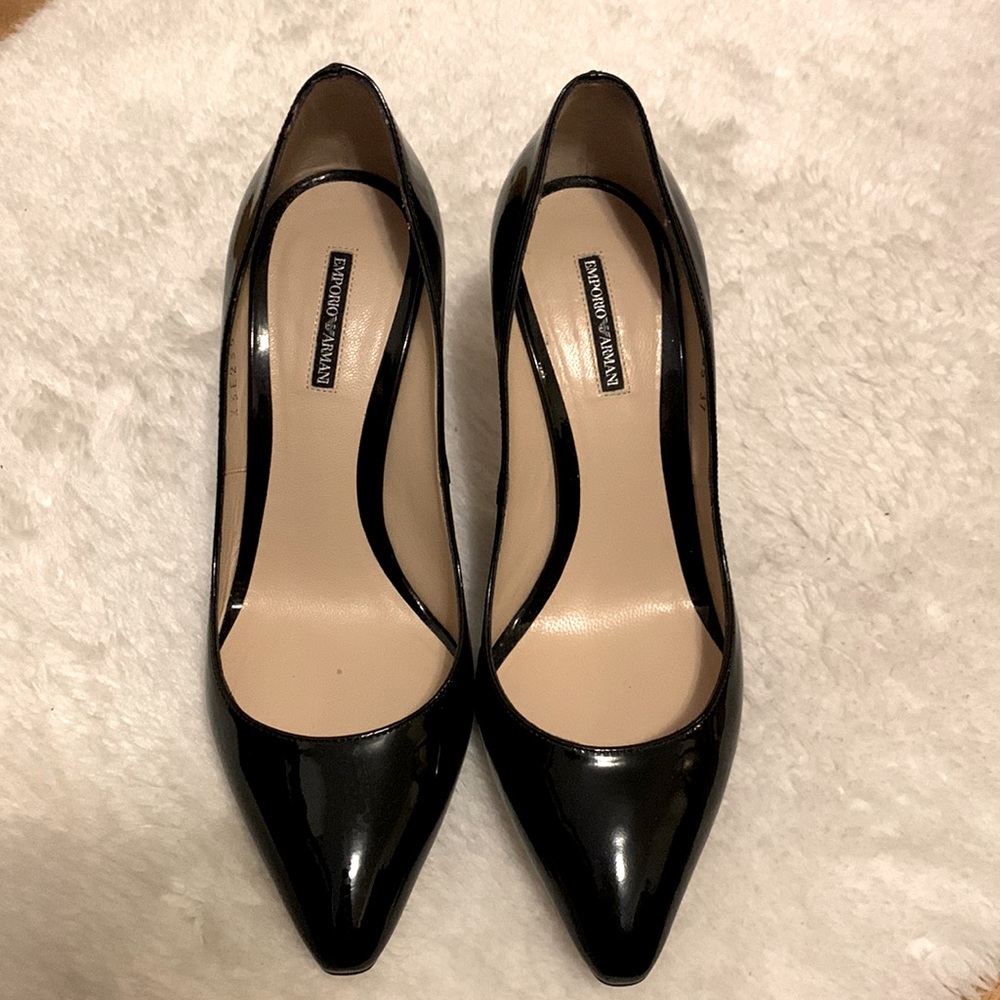 Brand New Armani Black Leather Pumps 37